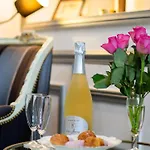 La Flute Enchantee Apartmanhotel Troyes