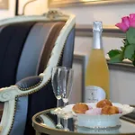 La Flute Enchantee Aparthotel Troyes