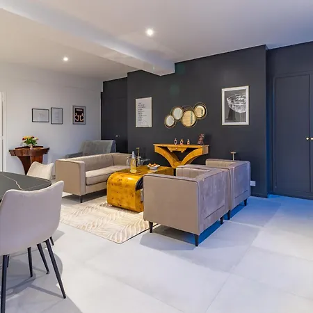 La Flute Enchantee Aparthotel Troyes