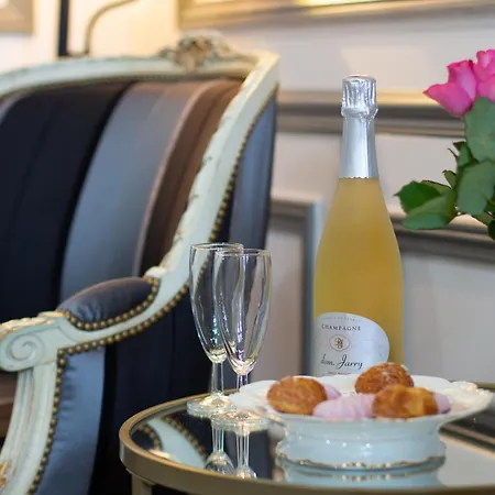 La Flute Enchantee Lejlighedshotel Troyes