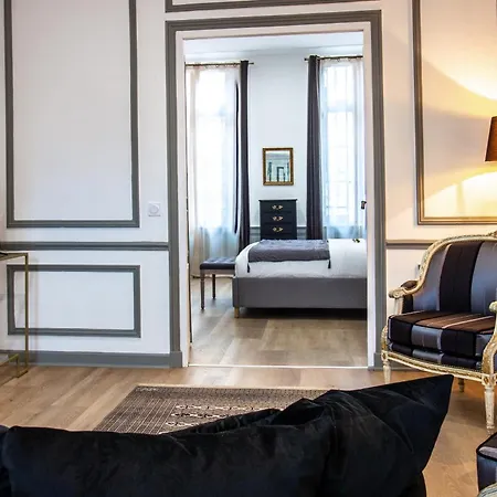 Appart hôtel La Flute Enchantee 4*