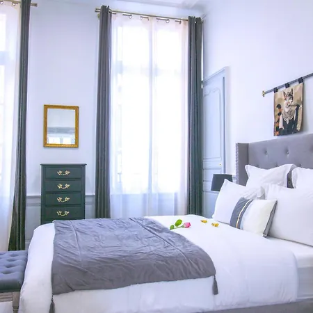 La Flute Enchantee Lejlighedshotel Troyes