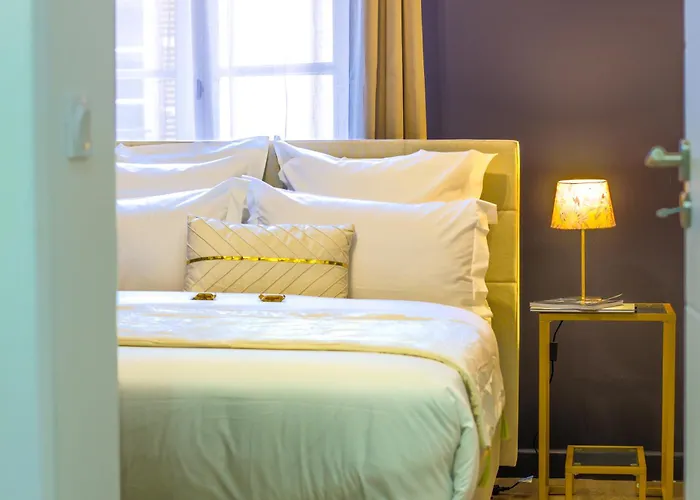 La Flute Enchantee 4* Troyes